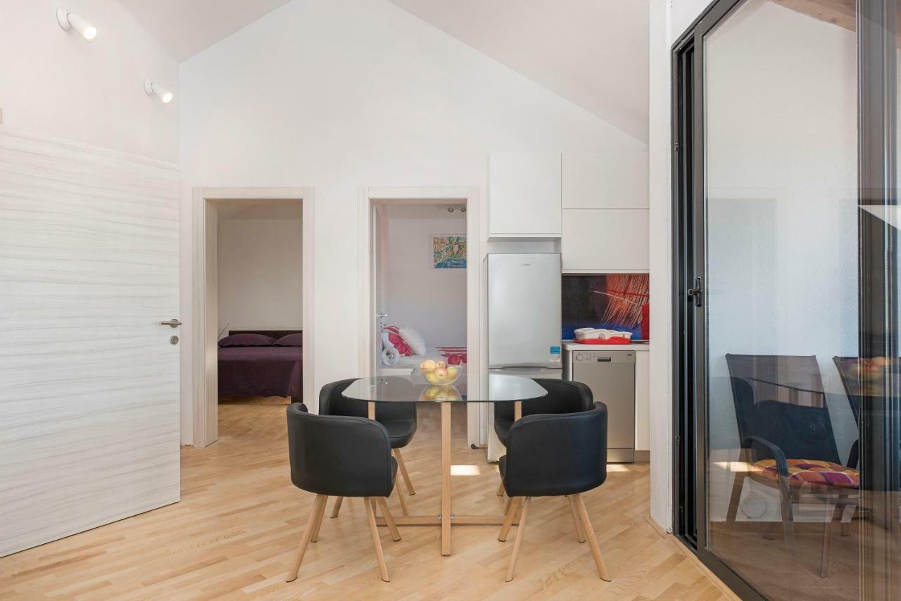 Apartman Kurika Σίμπενικ Εξωτερικό φωτογραφία